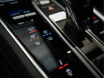 PORSCHE Panamera Sport Turismo BOSE Pano 2.9 4 E-Hybrid