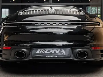 PORSCHE 992 992 Carrera 4S Cabrio Burmester Sportuitlaat