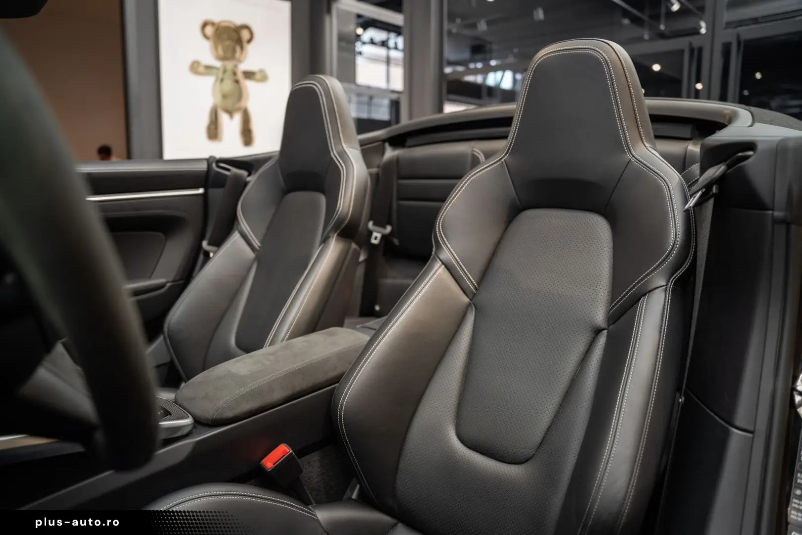 PORSCHE 992 992 Carrera 4S Cabrio Burmester Sportuitlaat