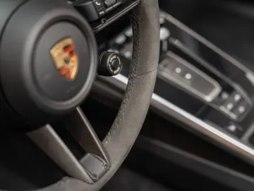 PORSCHE 992 992 Carrera 4S Cabrio Burmester Sportuitlaat