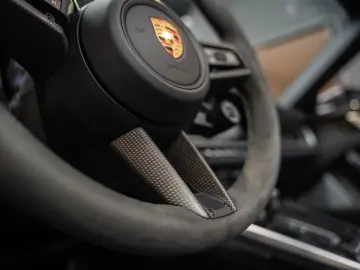 PORSCHE 992 992 Carrera 4S Cabrio Burmester Sportuitlaat