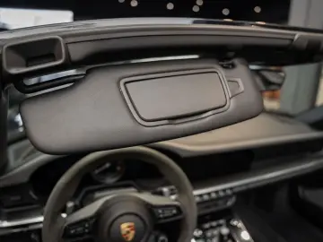 PORSCHE 992 992 Carrera 4S Cabrio Burmester Sportuitlaat