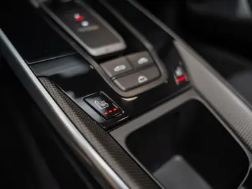 PORSCHE 992 992 Carrera 4S Cabrio Burmester Sportuitlaat