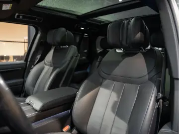 LAND ROVER Range Rover P550e Autobiography Belgravia Green