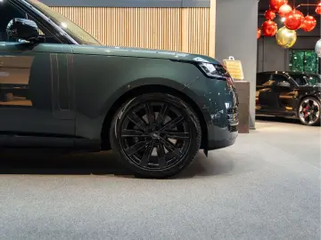 LAND ROVER Range Rover P550e Autobiography Belgravia Green