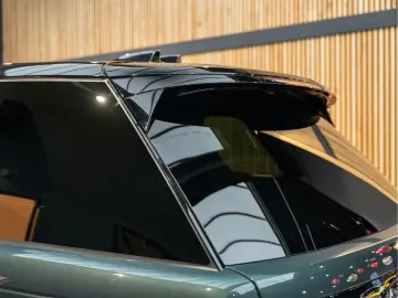 LAND ROVER Range Rover P550e Autobiography Belgravia Green