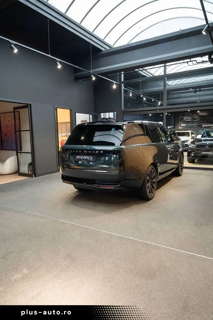 LAND ROVER Range Rover P550e Autobiography Belgravia Green