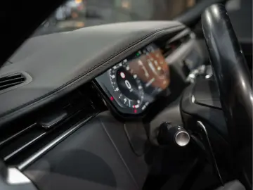 LAND ROVER Range Rover P550e Autobiography Belgravia Green