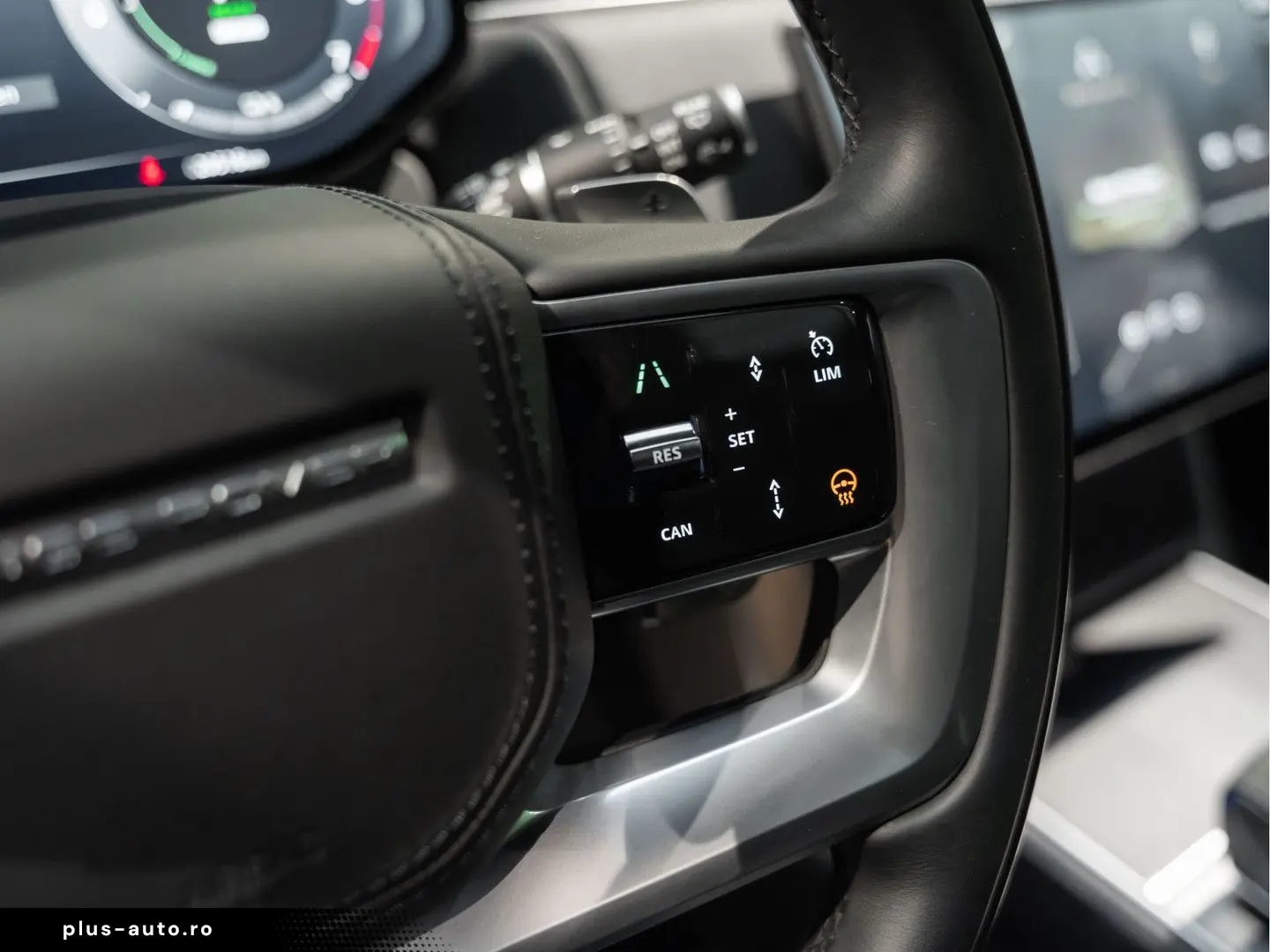 LAND ROVER Range Rover P550e Autobiography Belgravia Green