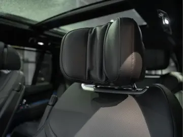 LAND ROVER Range Rover P550e Autobiography Belgravia Green