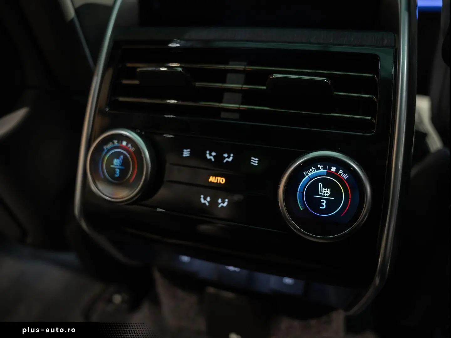 LAND ROVER Range Rover P550e Autobiography Belgravia Green