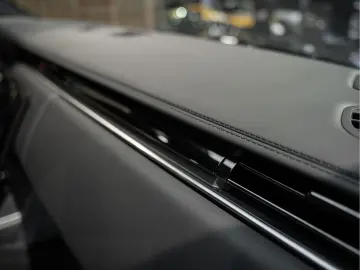 LAND ROVER Range Rover P550e Autobiography Belgravia Green