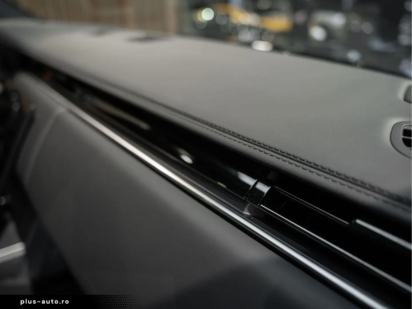 LAND ROVER Range Rover P550e Autobiography Belgravia Green