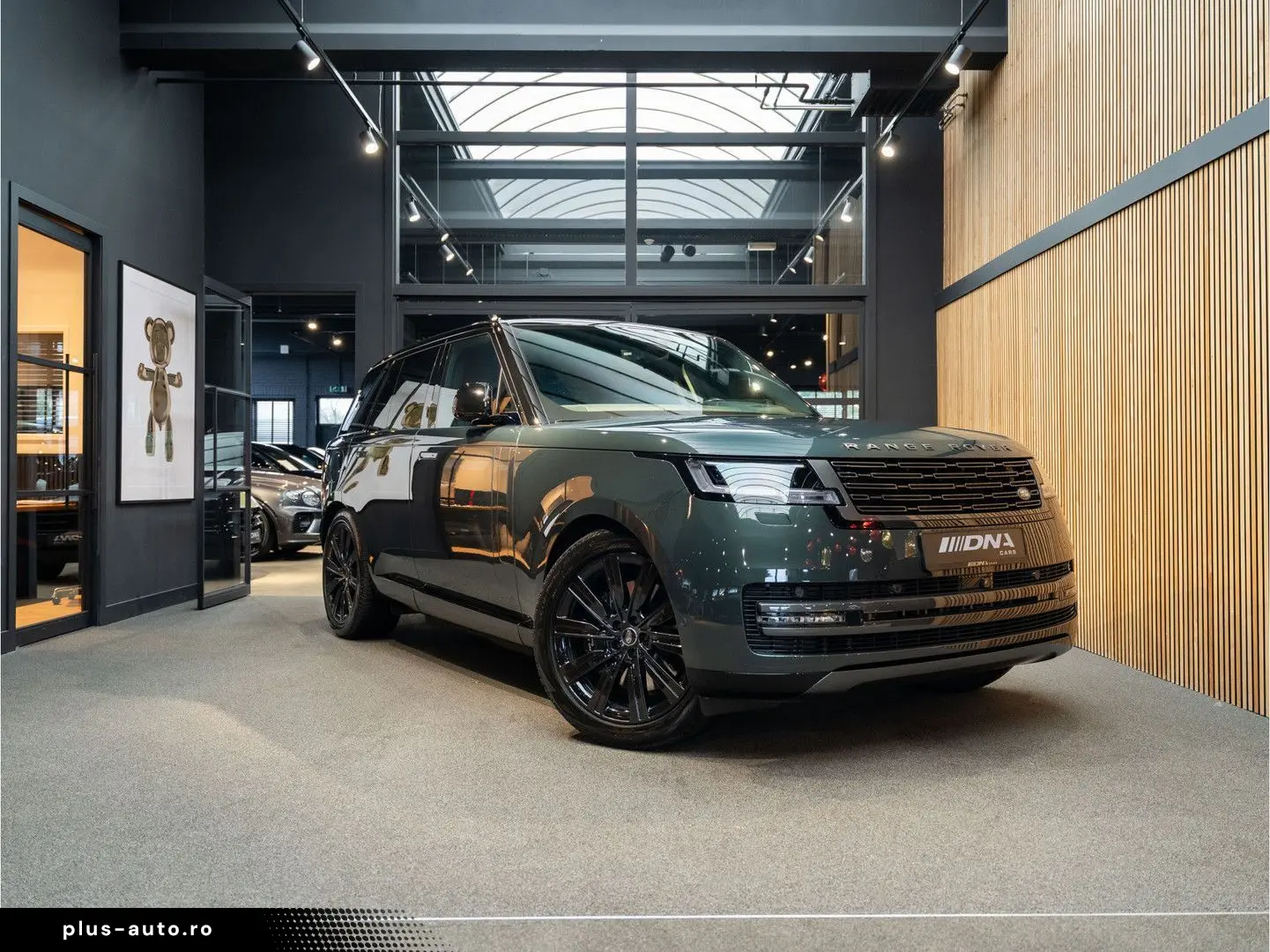 LAND ROVER Range Rover P550e Autobiography Belgravia Green