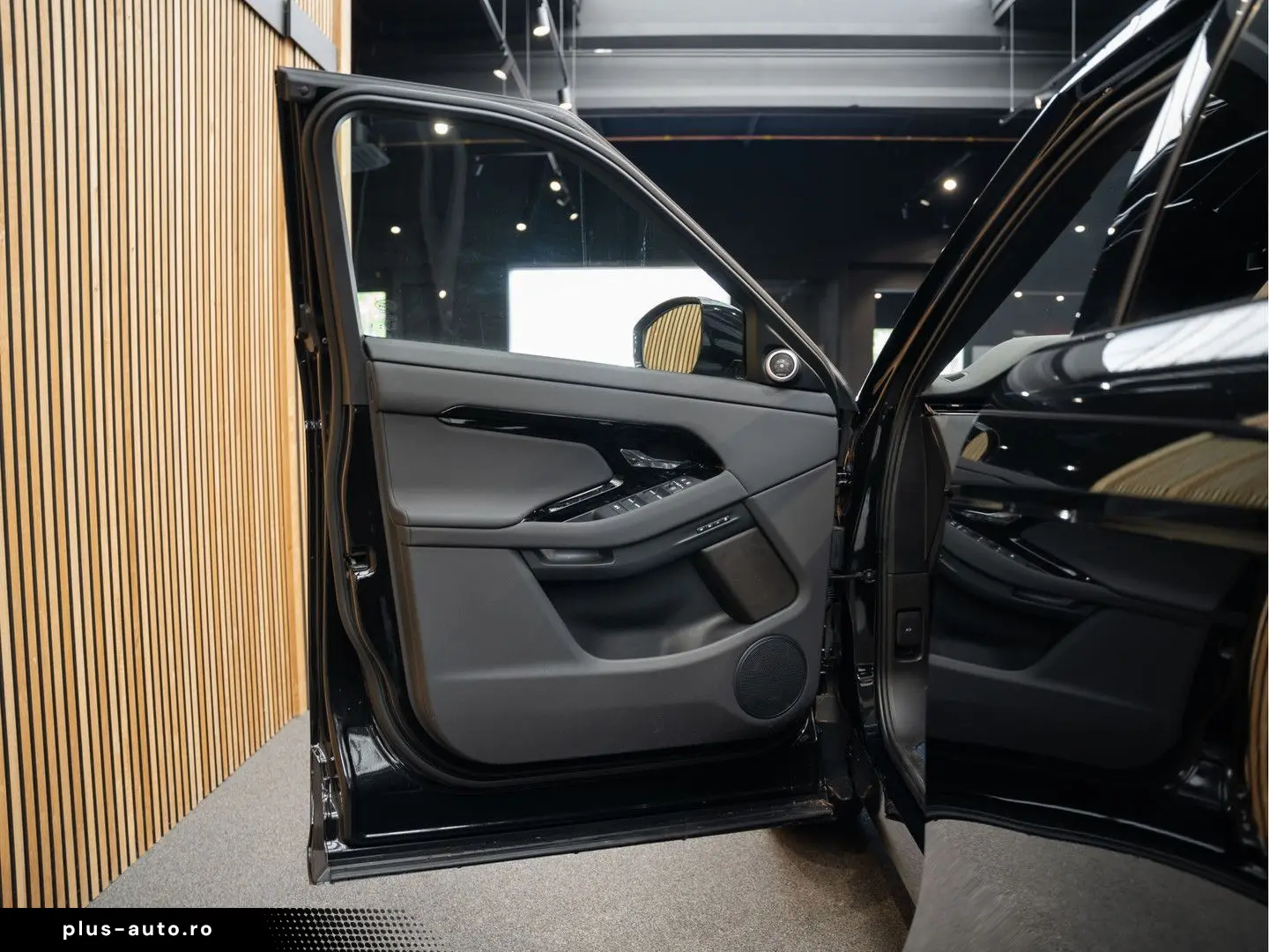 LAND ROVER Range Rover Evoque 1.5 P270e PHEV AWD Dynamic SE