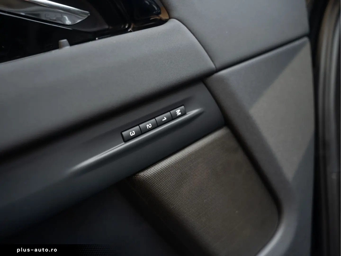 LAND ROVER Range Rover Evoque 1.5 P270e PHEV AWD Dynamic SE