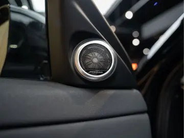 LAND ROVER Range Rover Evoque 1.5 P270e PHEV AWD Dynamic SE