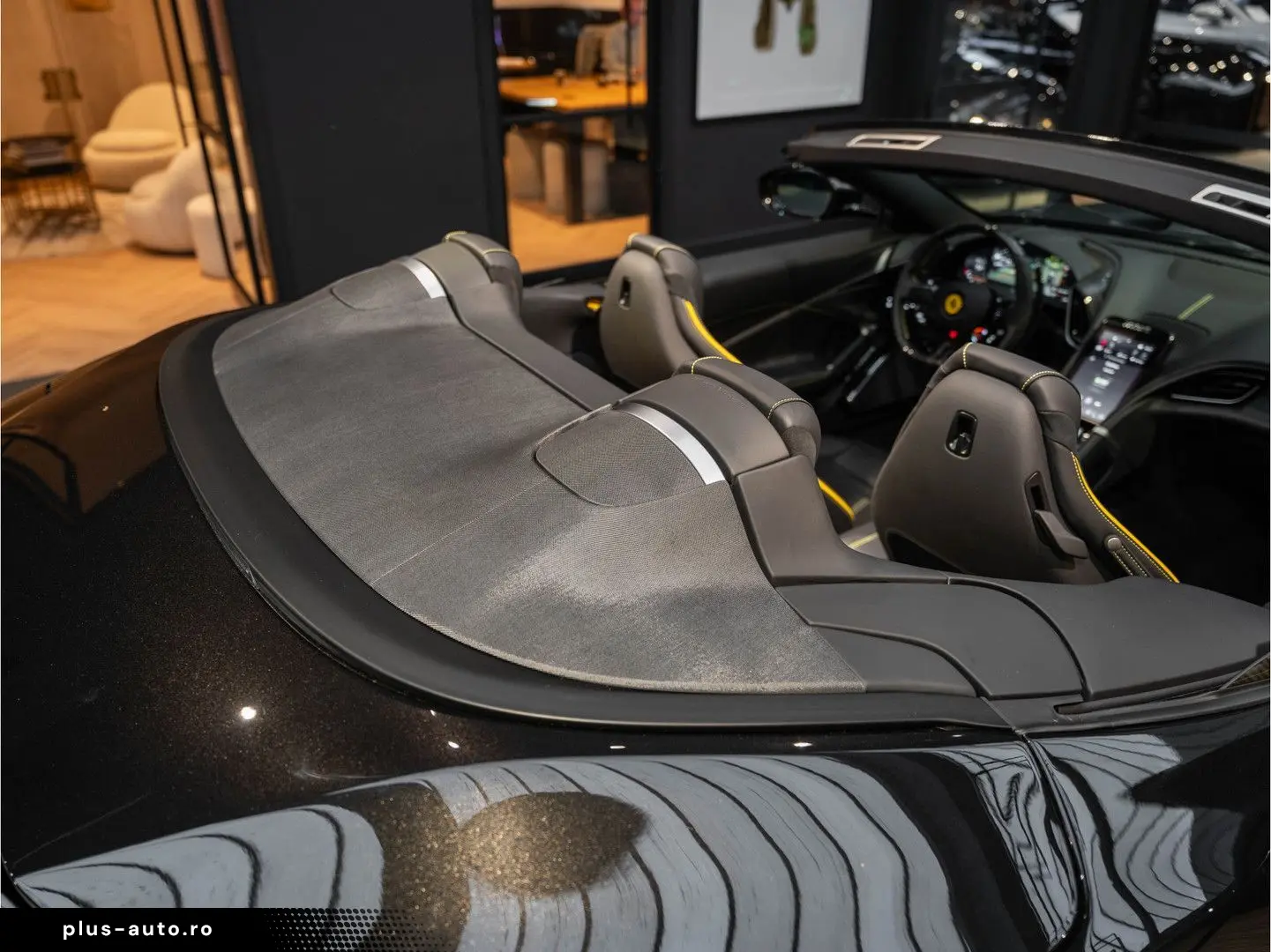 FERRARI Roma Spider V8 Full Carbon ADAS Roma Spider 3.9