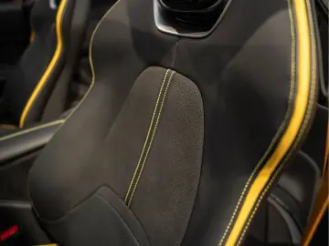 FERRARI Roma Spider V8 Full Carbon ADAS Roma Spider 3.9