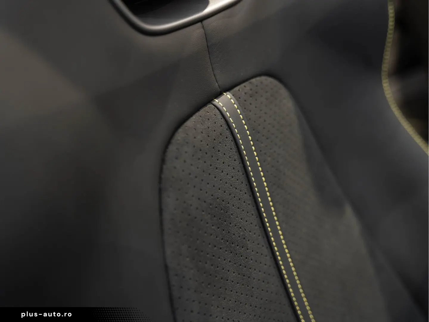 FERRARI Roma Spider V8 Full Carbon ADAS Roma Spider 3.9