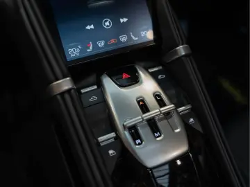 FERRARI Roma Spider V8 Full Carbon ADAS Roma Spider 3.9