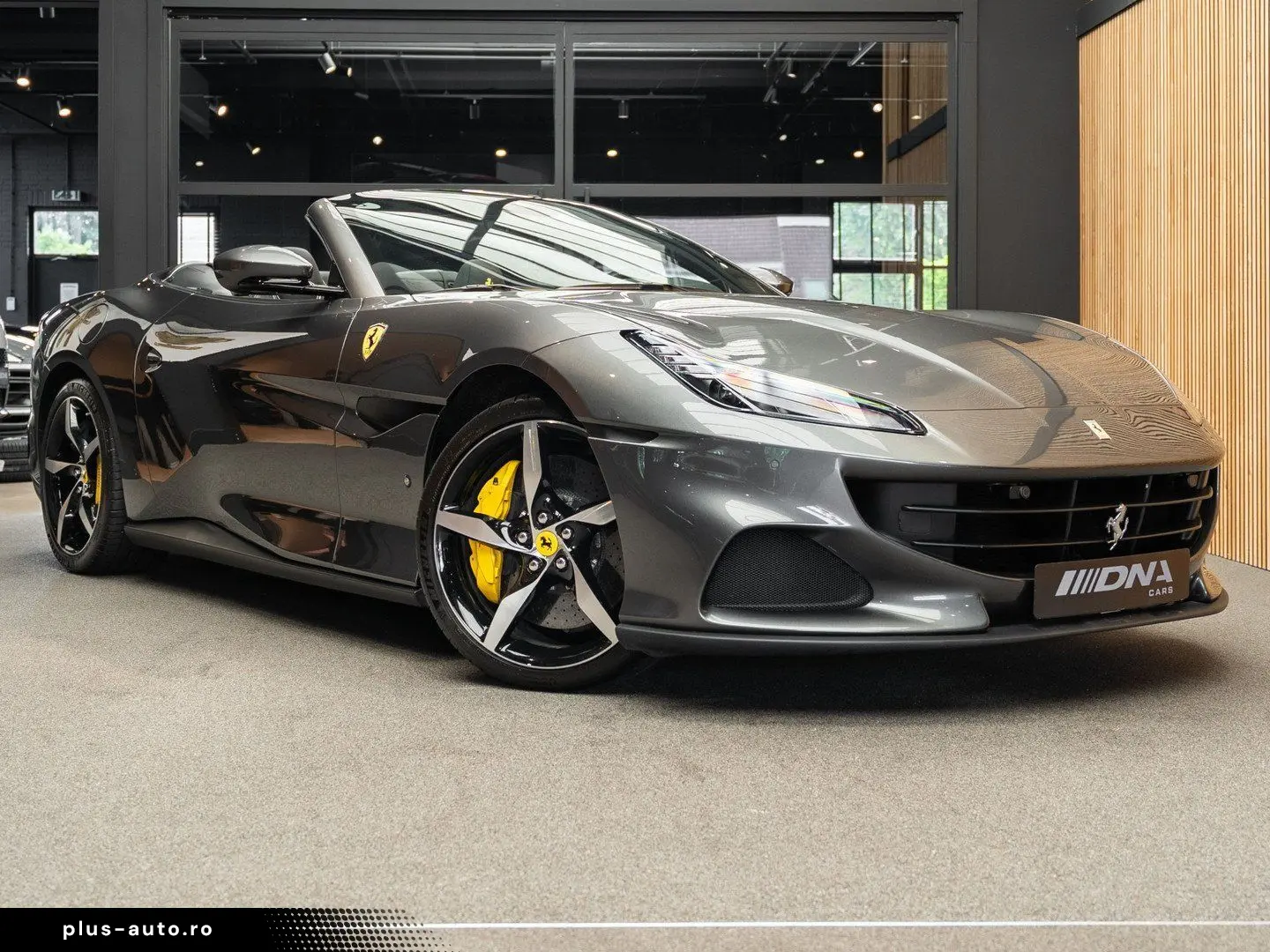 FERRARI Portofino M V8 HELE Carbon Daytona Seats 3.9 Por