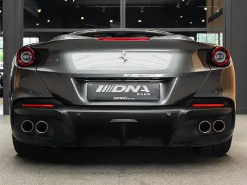 FERRARI Portofino M V8 HELE Carbon Daytona Seats 3.9 Por