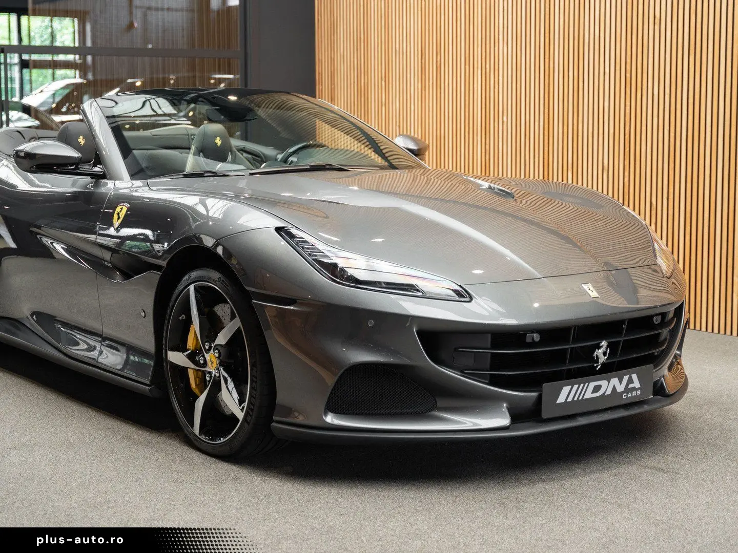 FERRARI Portofino M V8 HELE Carbon Daytona Seats 3.9 Por
