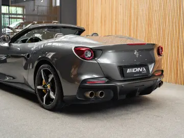 FERRARI Portofino M V8 HELE Carbon Daytona Seats 3.9 Por