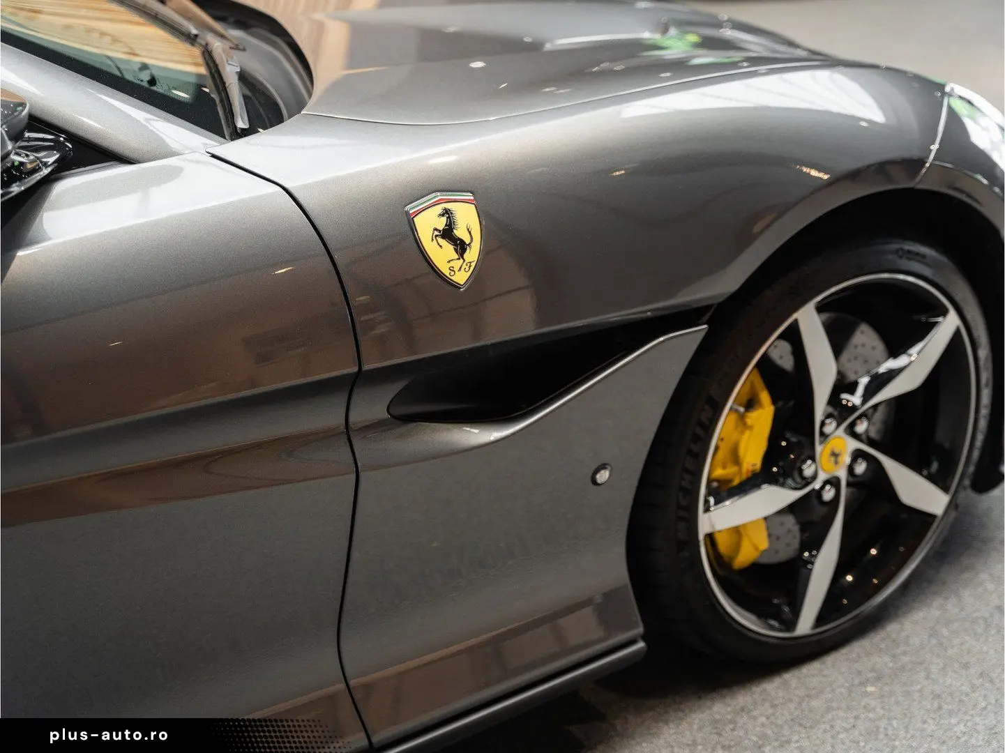 FERRARI Portofino M V8 HELE Carbon Daytona Seats 3.9 Por