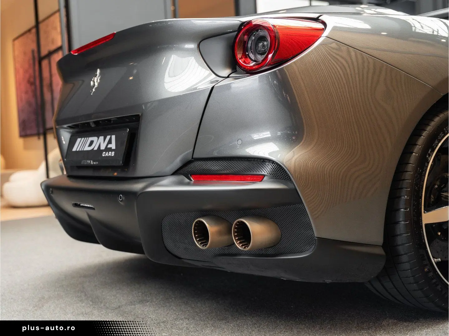 FERRARI Portofino M V8 HELE Carbon Daytona Seats 3.9 Por