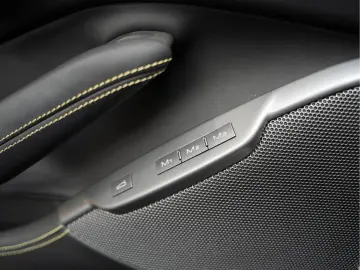 FERRARI Portofino M V8 HELE Carbon Daytona Seats 3.9 Por