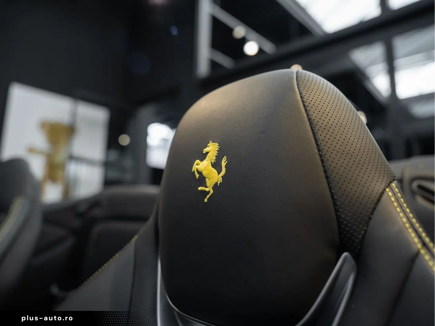 FERRARI Portofino M V8 HELE Carbon Daytona Seats 3.9 Por