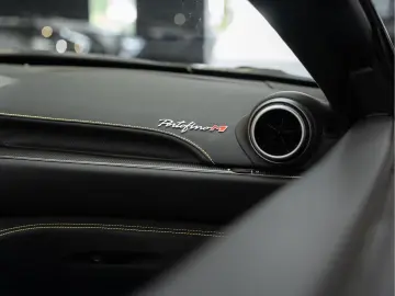 FERRARI Portofino M V8 HELE Carbon Daytona Seats 3.9 Por