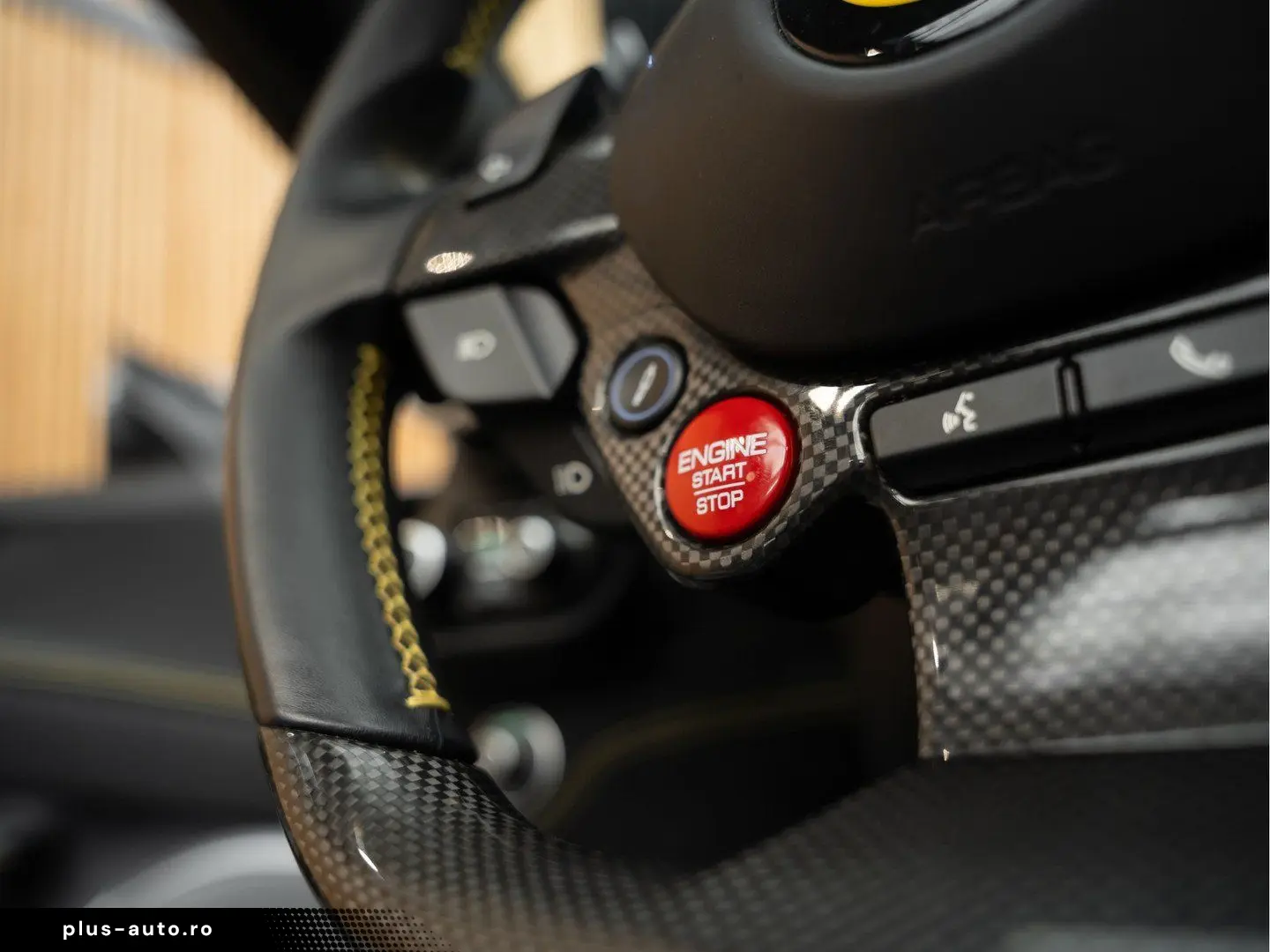 FERRARI Portofino M V8 HELE Carbon Daytona Seats 3.9 Por