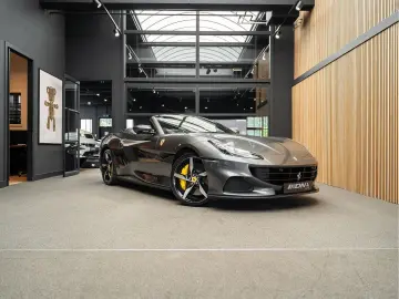 FERRARI Portofino M V8 HELE Carbon Daytona Seats 3.9 Por