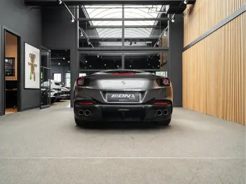 FERRARI Portofino M V8 HELE Carbon Daytona Seats 3.9 Por