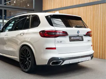 BMW X5 xDrive45e M-sport Pakket xDrive45e Pano Leder