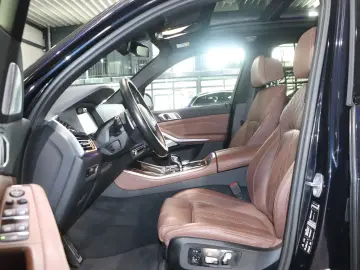BMW X5 xDrive 40d INDIVIDUAL M-SPORTPAKET SKY-LOUNGE