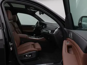 BMW X5 xD30d M Sport Panorama Laser Kamera HUD HiFi