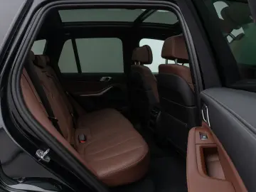 BMW X5 xD30d M Sport Panorama Laser Kamera HUD HiFi