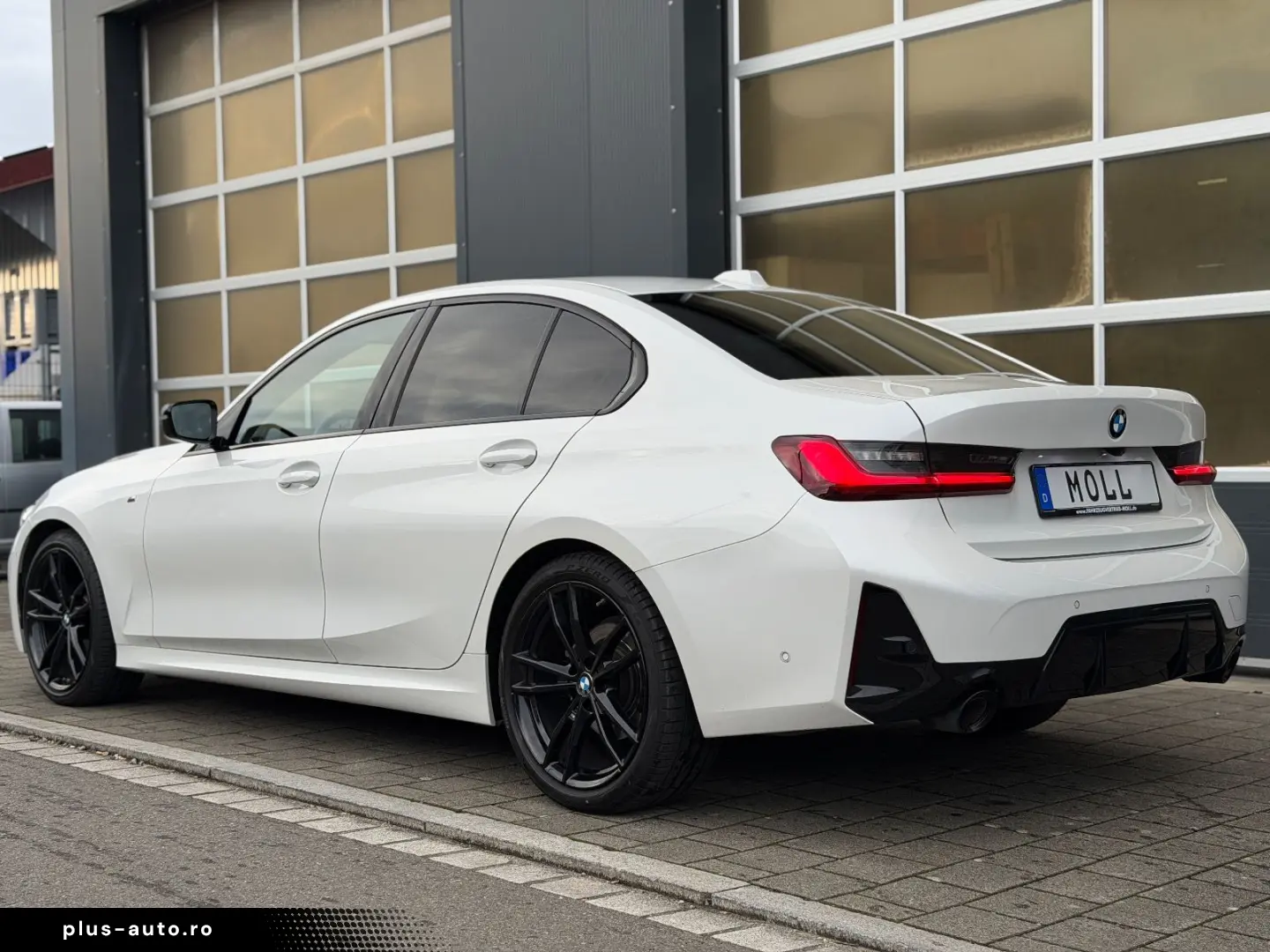 BMW 320 d xDrive M-SPORT StdHzg. ACC 19 Shadow Spur