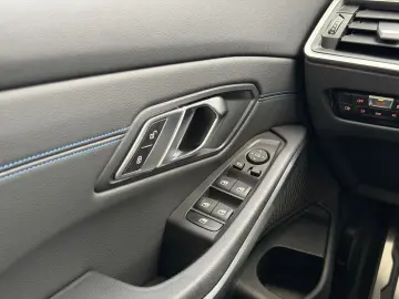 BMW 320 d xDrive M-SPORT StdHzg. ACC 19 Shadow Spur