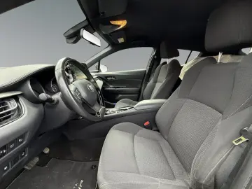 TOYOTA C-HR 1.8 Club 2xKlima ACC AUT Fernlichtass. Kam.