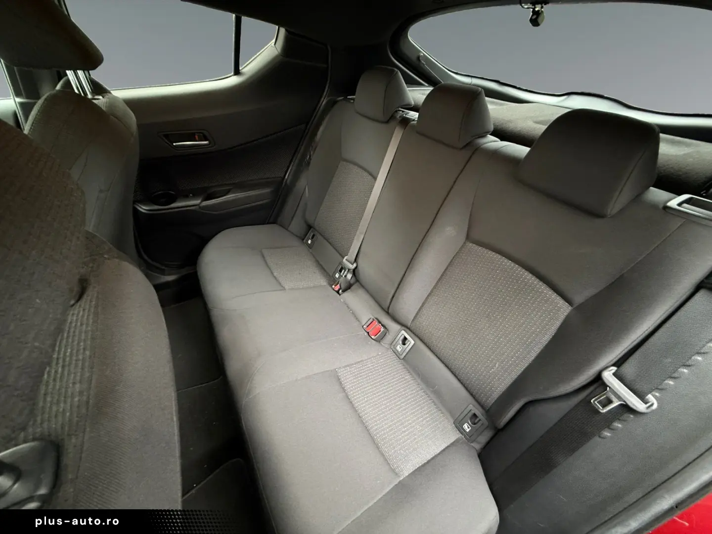 TOYOTA C-HR 1.8 Club 2xKlima ACC AUT Fernlichtass. Kam.