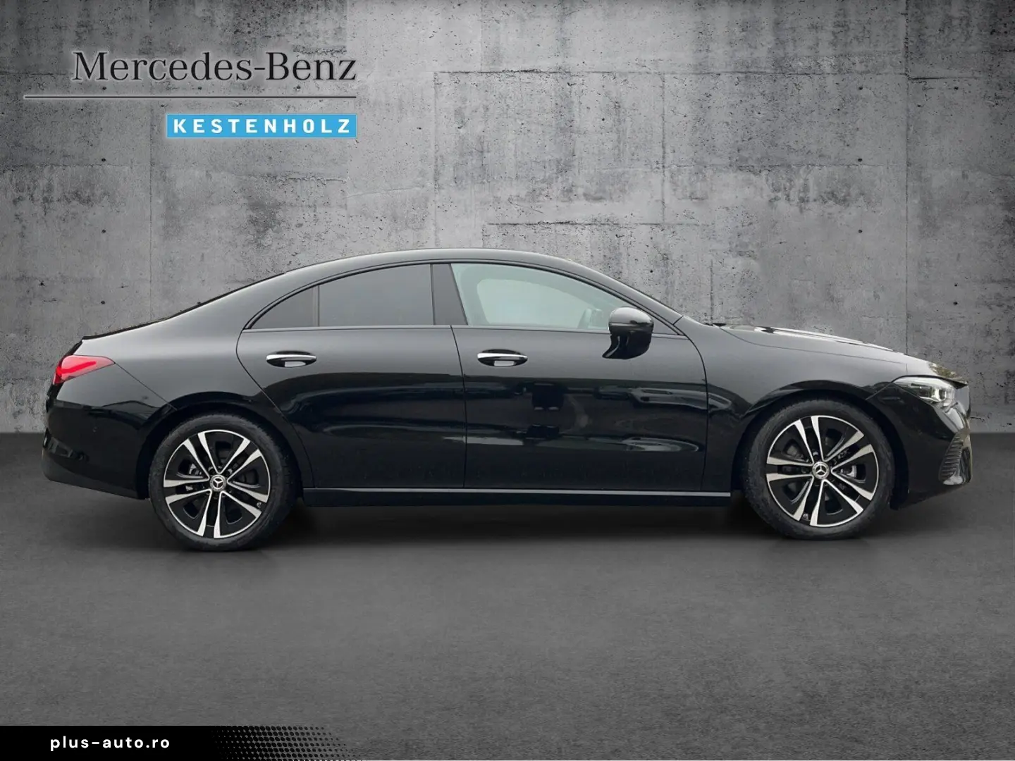 MERCEDES-BENZ CLA 200 d  NIGHT AHK DISTRO PANO 360