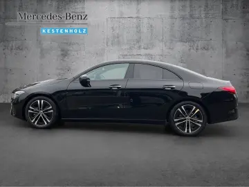 MERCEDES-BENZ CLA 200 d  NIGHT AHK DISTRO PANO 360