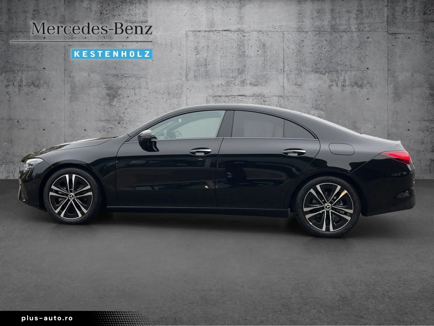 MERCEDES-BENZ CLA 200 d  NIGHT AHK DISTRO PANO 360