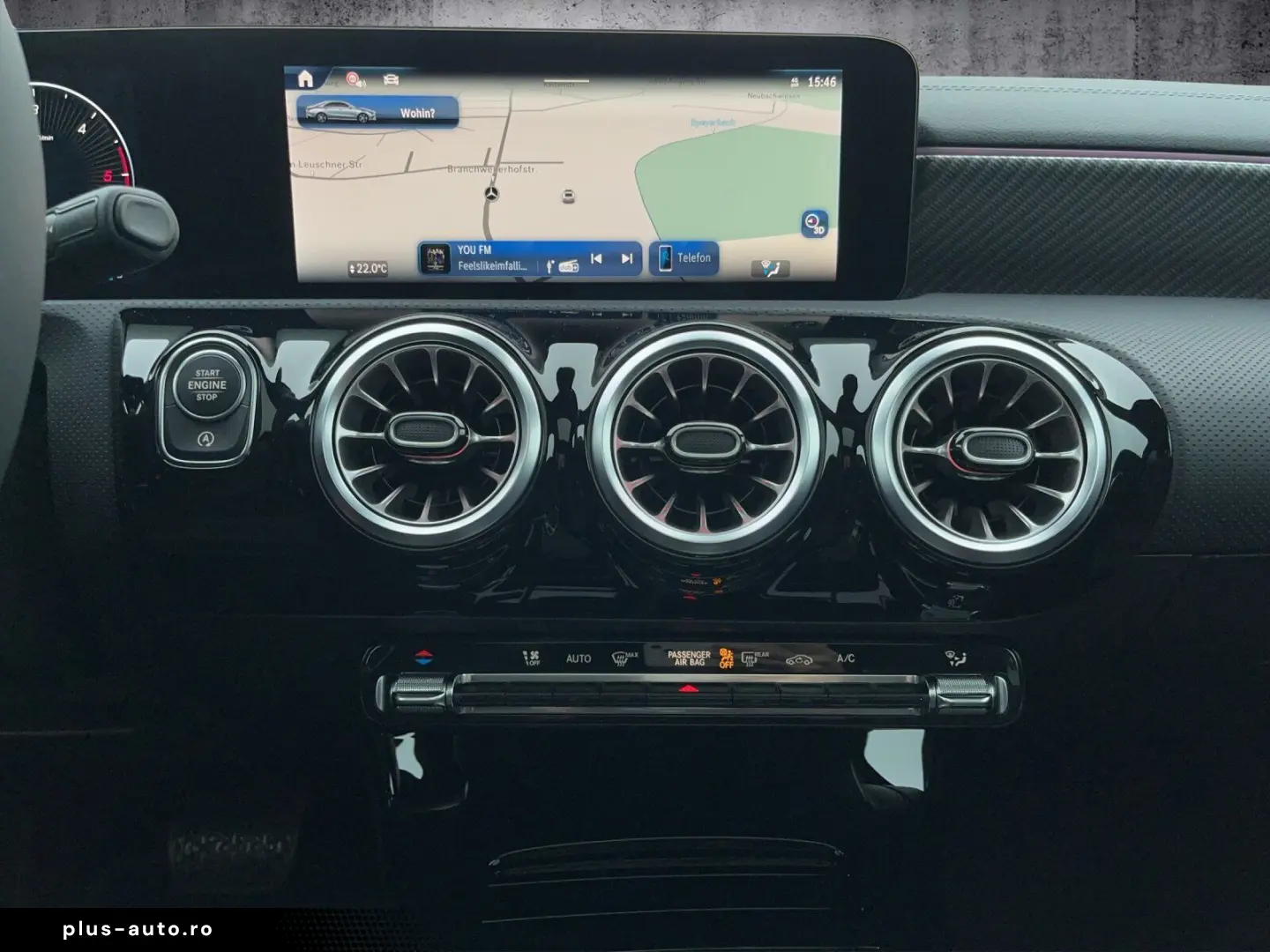 MERCEDES-BENZ CLA 200 d  NIGHT AHK DISTRO PANO 360