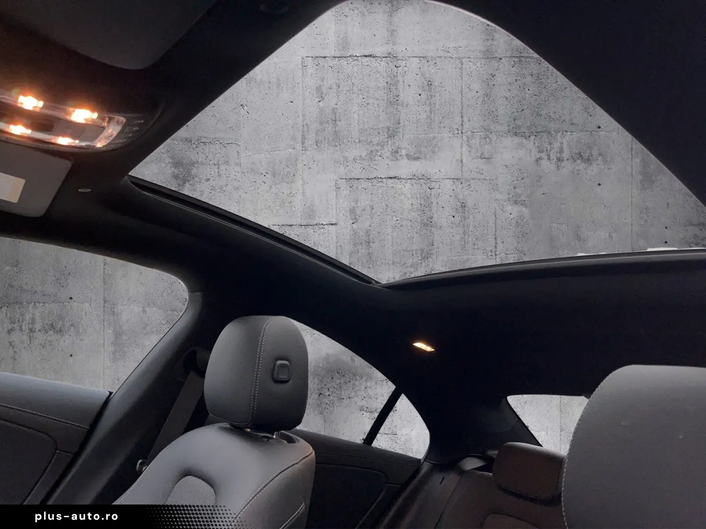 MERCEDES-BENZ CLA 200 d  NIGHT AHK DISTRO PANO 360